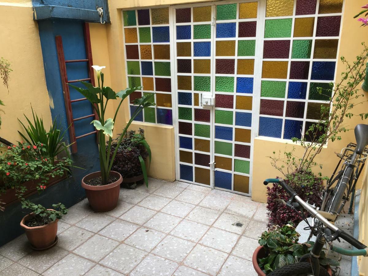 Hotel Casa Helbling Quito Esterno foto