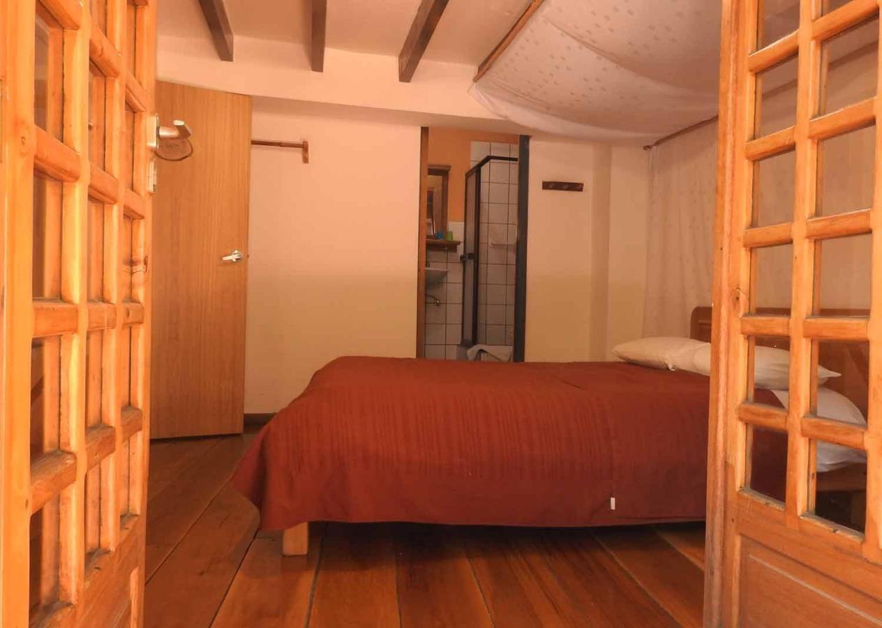 Hotel Casa Helbling Quito Esterno foto